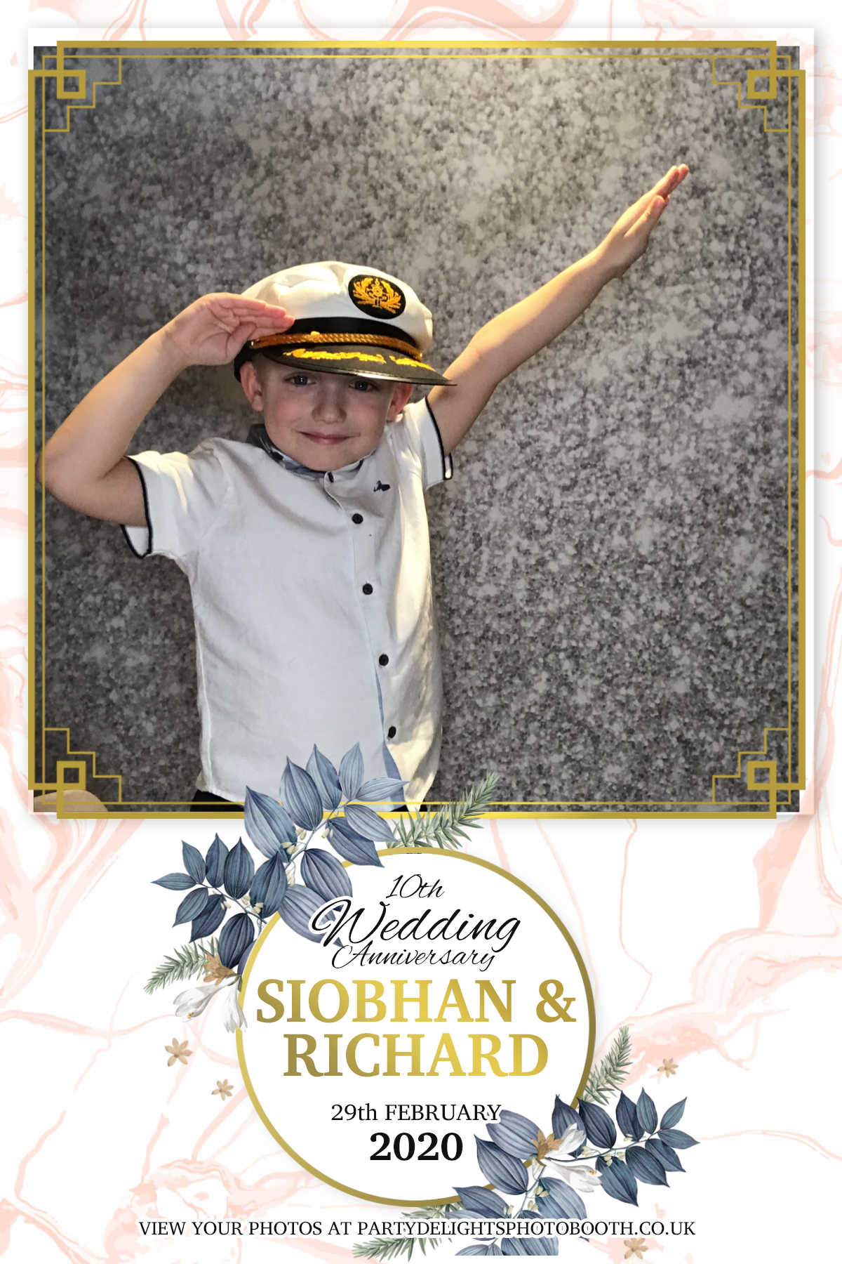Siobhan and Richards Vow renewal  | View more photos from the event at gallery.partydelightsphotobooth.co.uk/u/PartyDelightsPhotoBooth/Siobhan-and-Richards-Vow-renewal